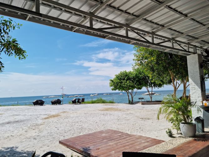 Dekat Dengan Pantai Termasyur Laskar Pelangi : Ini Hotel dan Resort Terbaik Untuk Staycation di Belitung