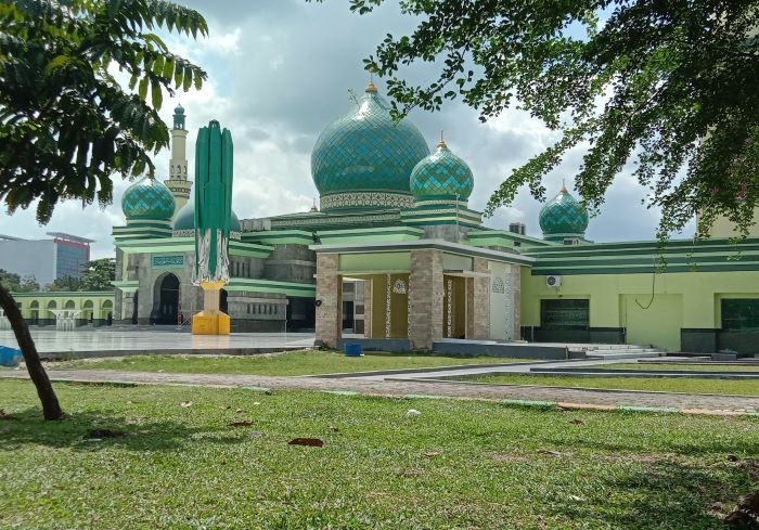 Wisata Religi Masjid Agung An-Nur Ikon Megah di Pusat Kota Pekanbaru Mirip Taj Mahal