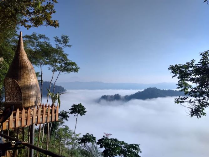 10 Destinasi Wisata Terbaru dan Terhits di Ciamis Ada JugaTempat Kulineran Diatas Awan Yang Instagramable Banget