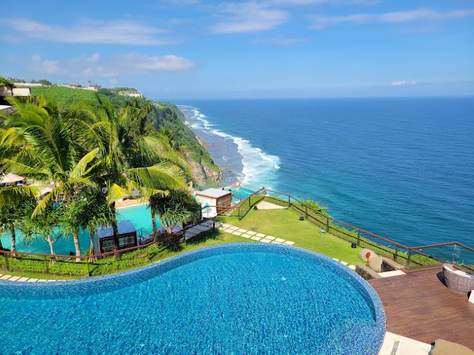 Ada Pantai Private Hingga Kolam Infinity: Ini 9 Rekomendasi Hotel Mewah dan Resort Bintang 5 di Badung Bali