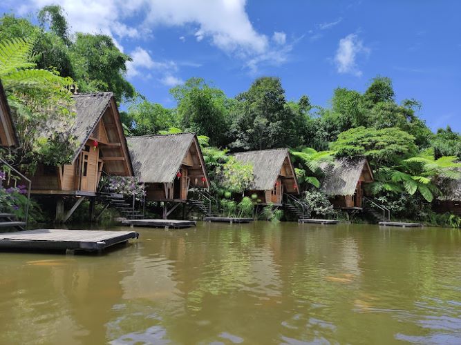 Salah Satu Destinasi Wisata Utama di Bandung: Dusun di Lembang Dengan Resort Bergaya Pedesaan Sunda Banget