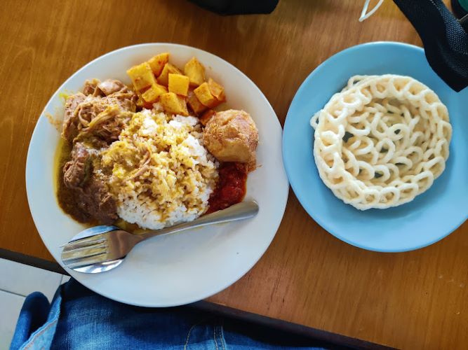 Wisata Kuliner Halal Bali: Muslim Enggak Perlu Kuatir Ini 5 Tempat Makan Halal yang Wajib Dicoba di Kuta Bali