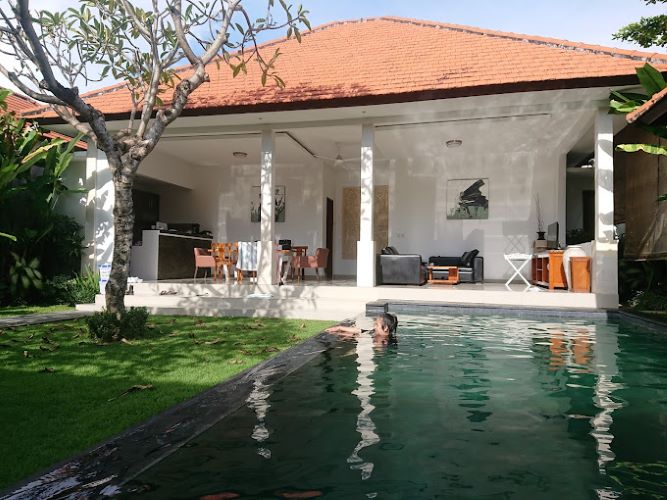 Budget Private Villa di Seminyak Bali: Private Pool dan Kitchen Affordable Cuma Sejutaan