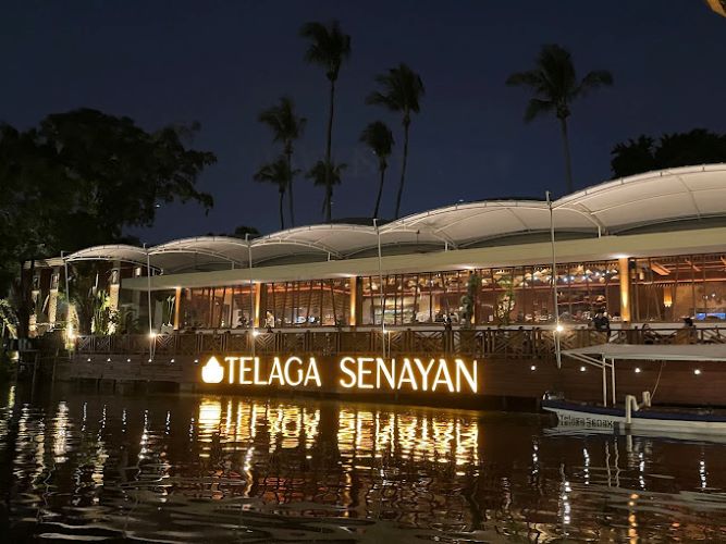 Uoow! Rasakan Wisata Kuliner Naik Perahu di Tengah Kota Jakarta Menuju Restoran Yang Lagi Hits dan Viral Ini