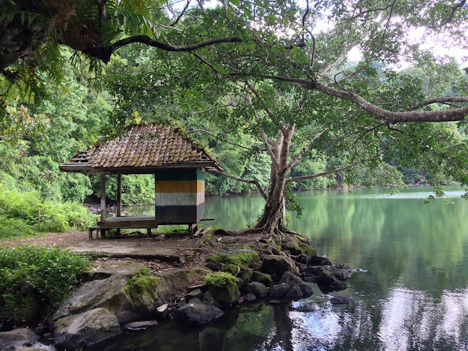 Top 12 Rekomendasi Tempat Wisata Populer dan Favorit di Gresik Jawa Timur: Pulau Bawean Hingga Pantai Eksotis