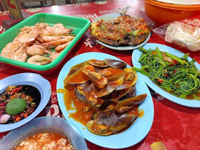 Ratusan Kilo Ludes Cuma Setengah Hari: Tempat Kuliner Seafood Unik di Jakarta Utara Ini Langsung Tangkapan Nelayan