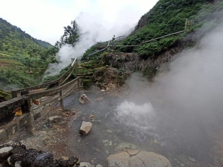 10 Tempat Wisata di Banjarnegara yang Paling Populer Diantaranya Kawah Candra Dimuka